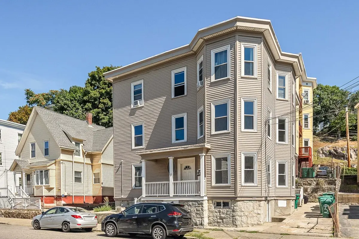 9 Rogers Ave, Lynn, MA 01902 - #1