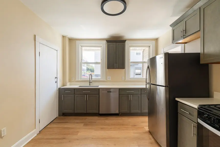 9 Rogers Ave, Lynn, MA 01902 - #2