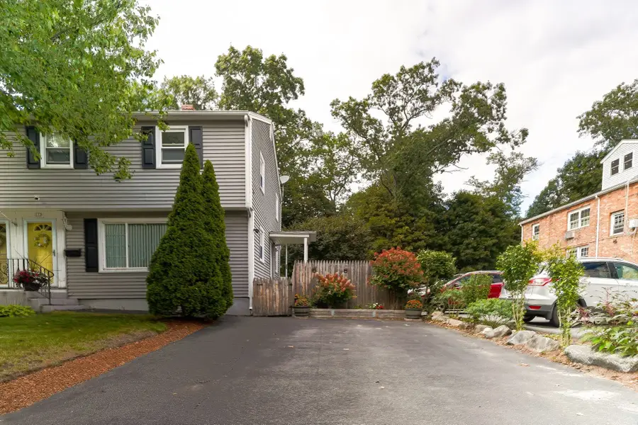 112 Hollis St #112, Lowell, MA 01852 - #2