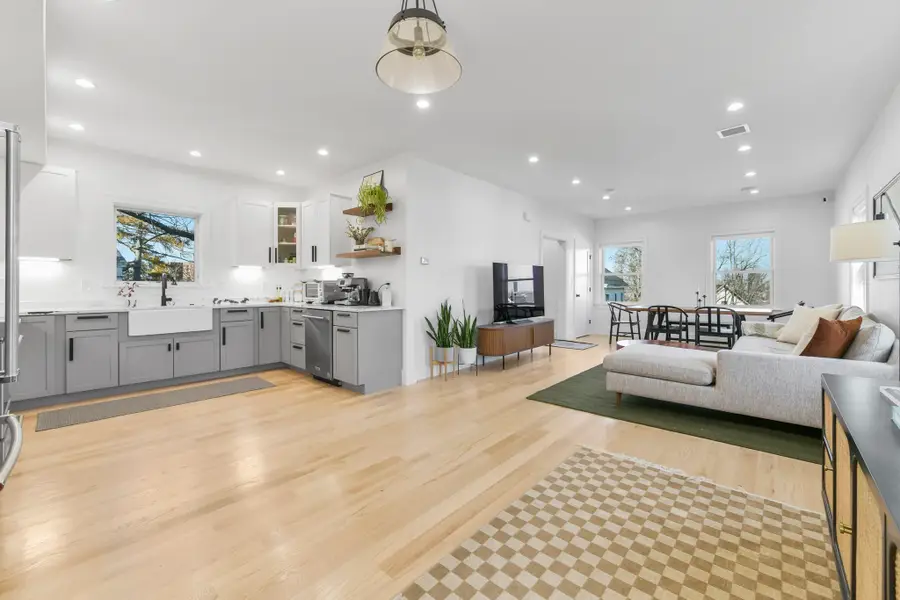 17 Akron St #2, Boston, MA 02119 - #2