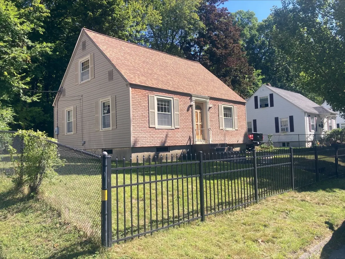 17 Clive St, Worcester, MA 01603 - #1