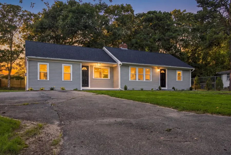 43 Quaker Rd, Hyannis, MA 02601 - #2