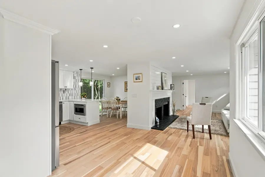 43 Quaker Rd, Hyannis, MA 02601 - #3