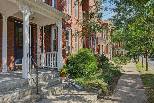 10 A Graves Ave #A, Northampton, MA 01060