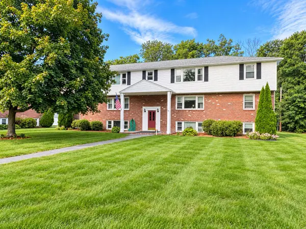 91 Elm St #1A, Uxbridge, MA 01569