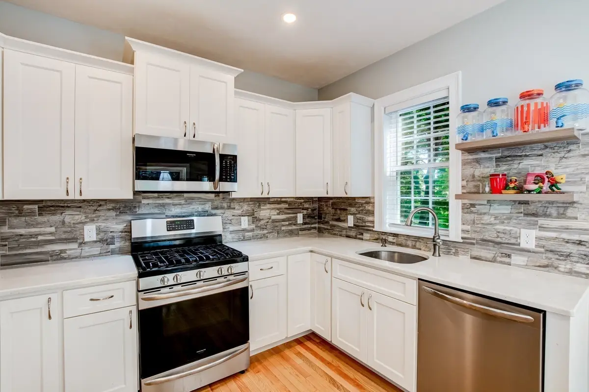 658 Massachusetts Ave #3, Lunenburg, MA 01462 - #1