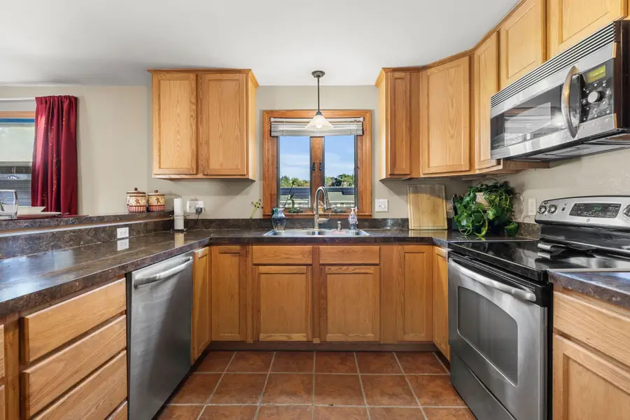 25 Belli Ave, Fitchburg, MA 01420 - #3