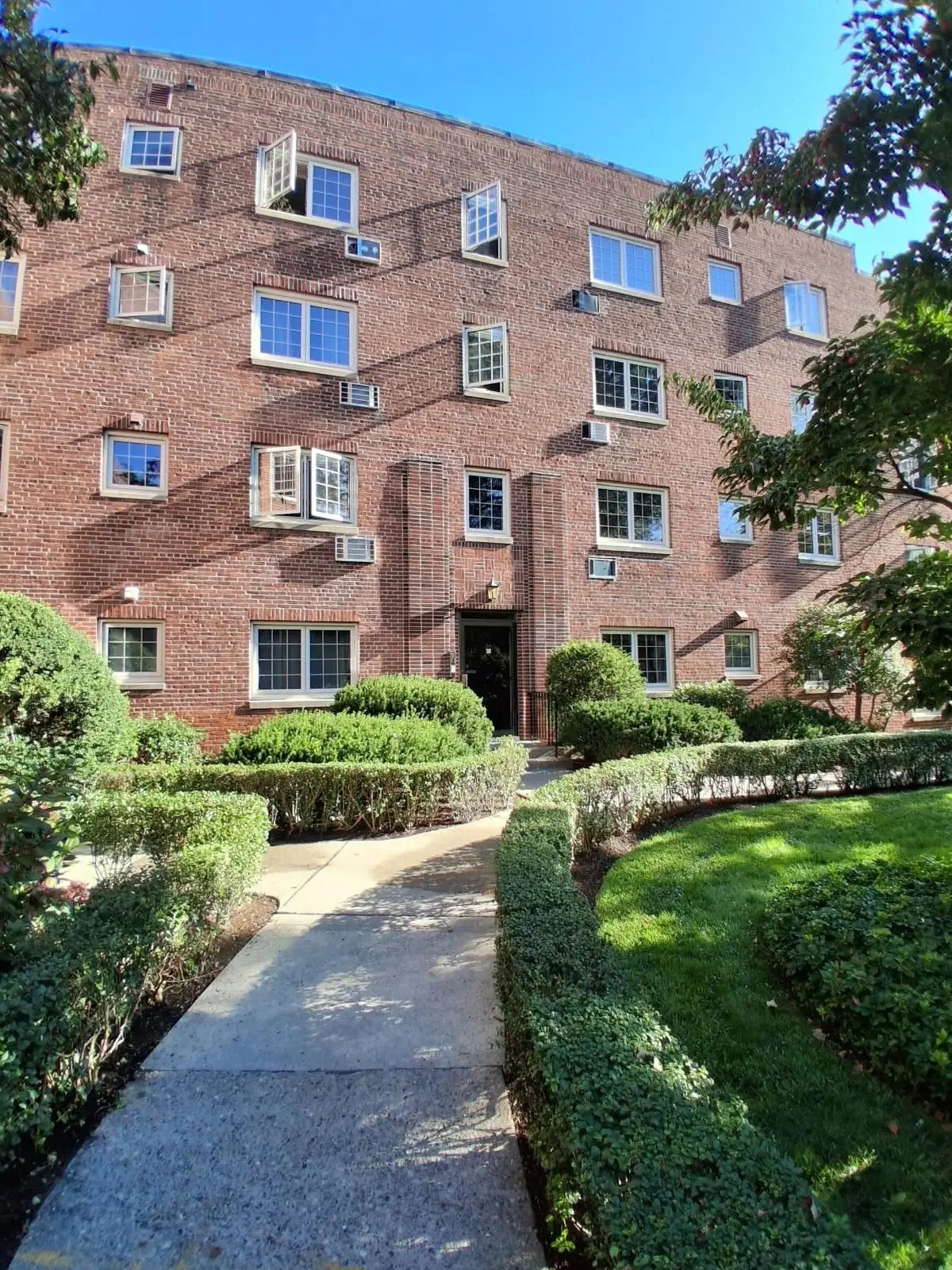30 Saint Paul St #5, Brookline, MA 02446 - #1