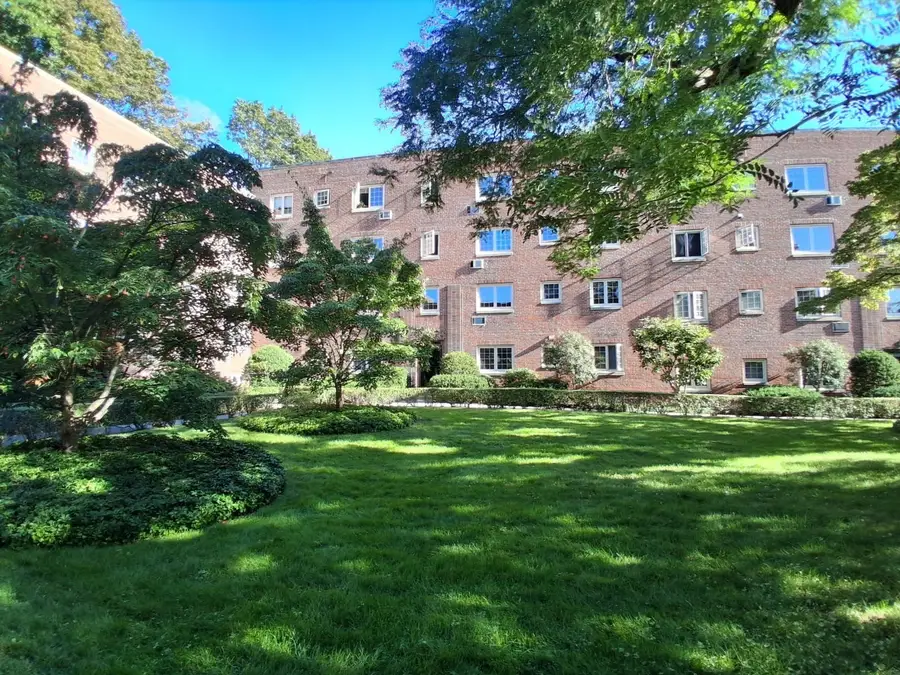 30 Saint Paul St #5, Brookline, MA 02446 - #2