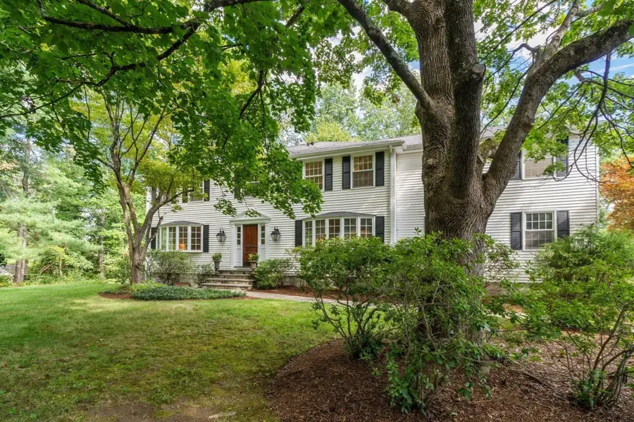 10 Circle Dr, Dover, MA 02030 - #3
