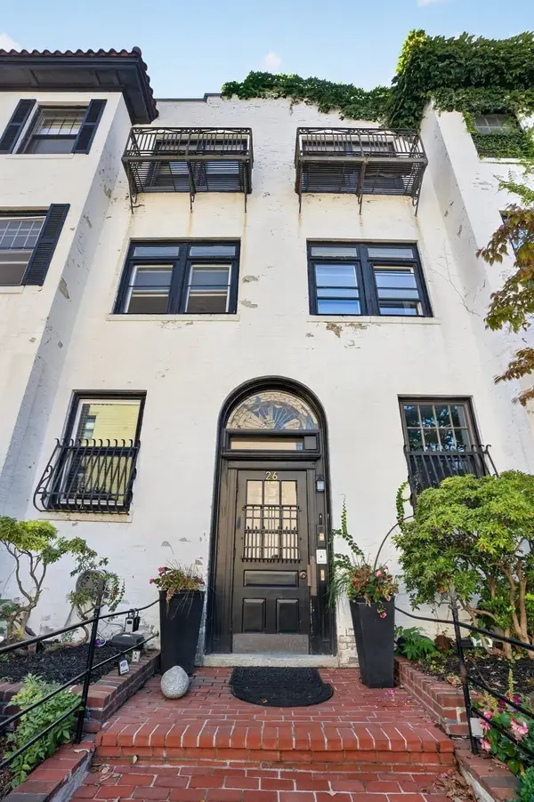 26 Medfield St #3, Boston, MA 02115
