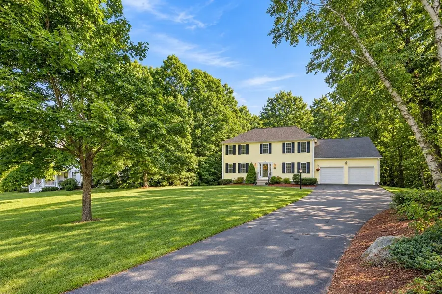 43 Wampanoag Dr, Franklin, MA 02038 - #2