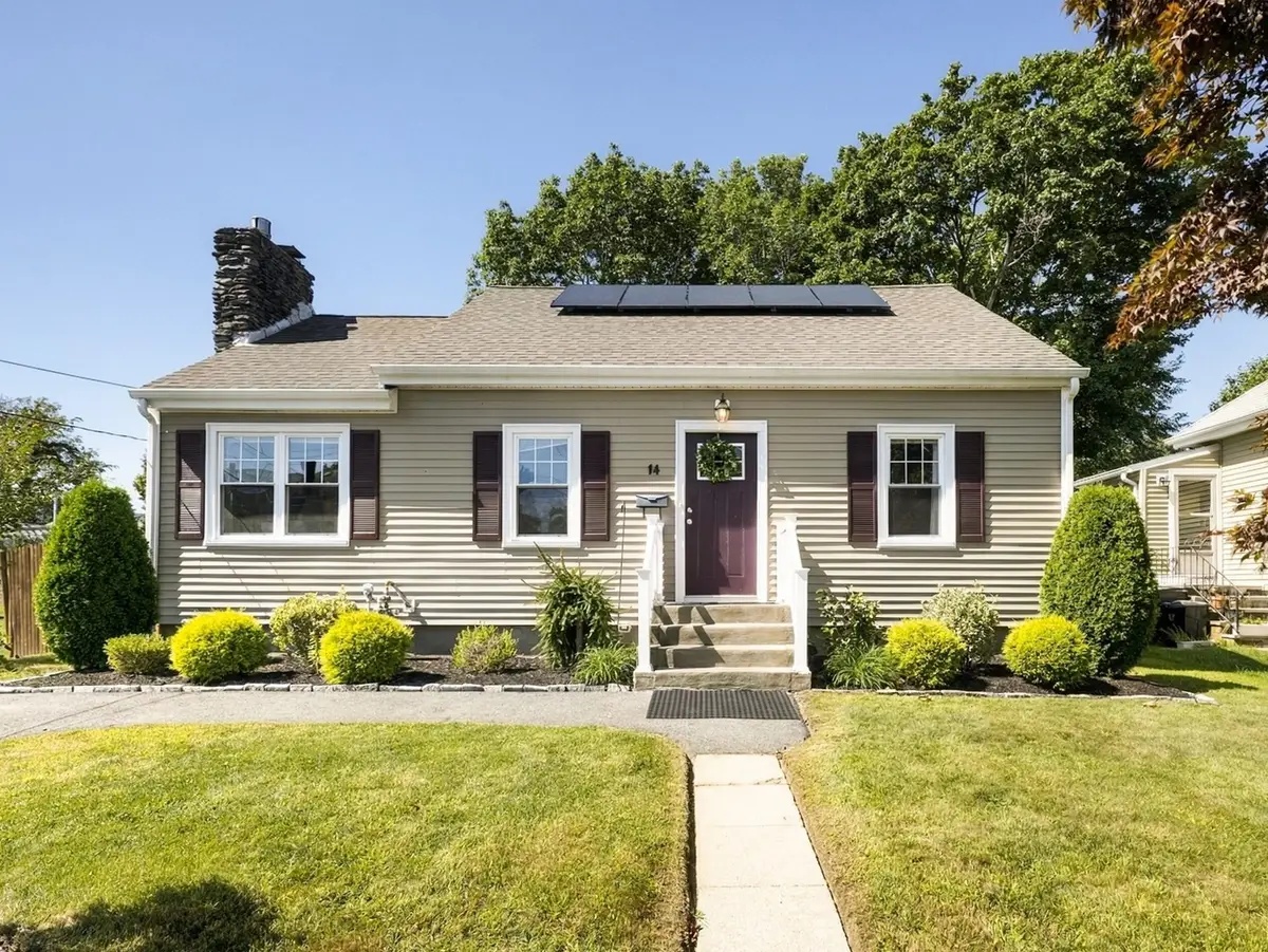 14 Macomber Ave, Dartmouth, MA 02747 - #1