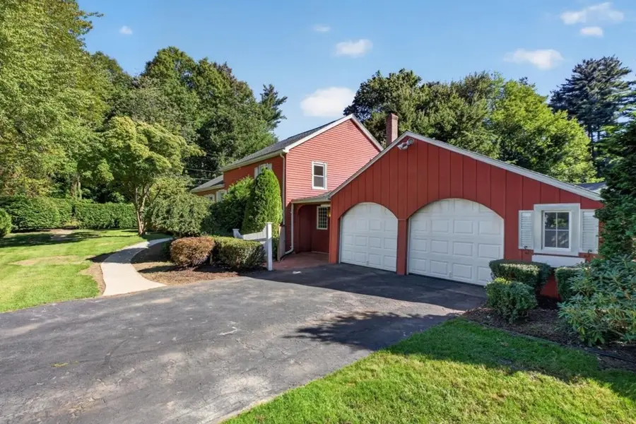 356 Springfield St, Wilbraham, MA 01095 - #3