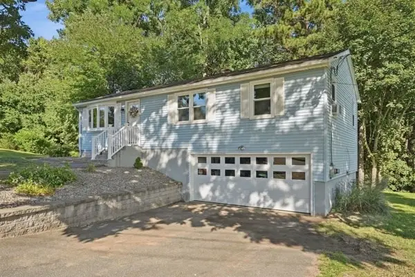 185 Murphy Ln, Chicopee, MA 01020