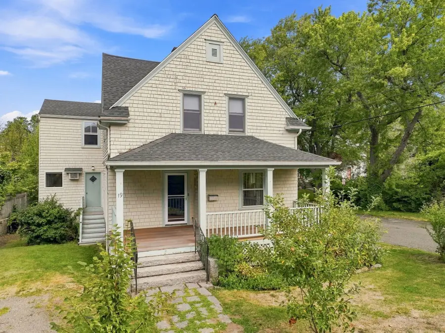 19 Norwood Ave, Rockport, MA 01966 - #3