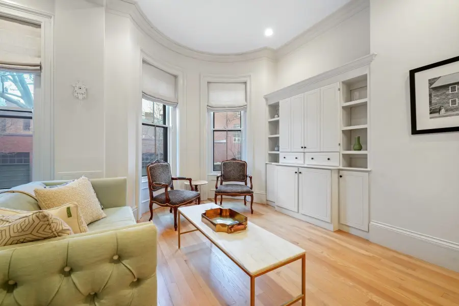 43 Warren Avenue #2, Boston, MA 02116 - #3