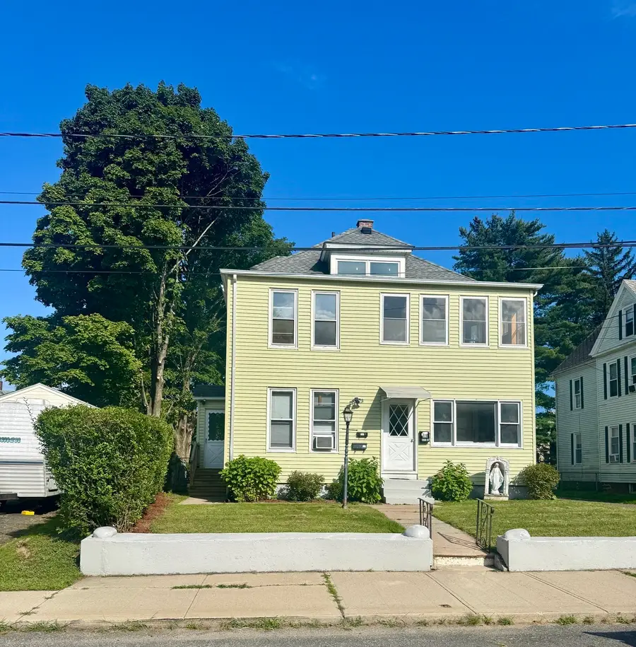13 Dexter St, Holyoke, MA 01040 - #2