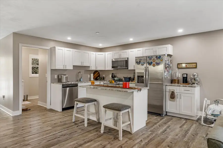 60 City Depot Rd #401, Charlton, MA 01507 - #3