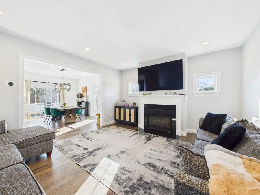 10 Johnny Mac Way #B, Taunton, MA 02780 - #3