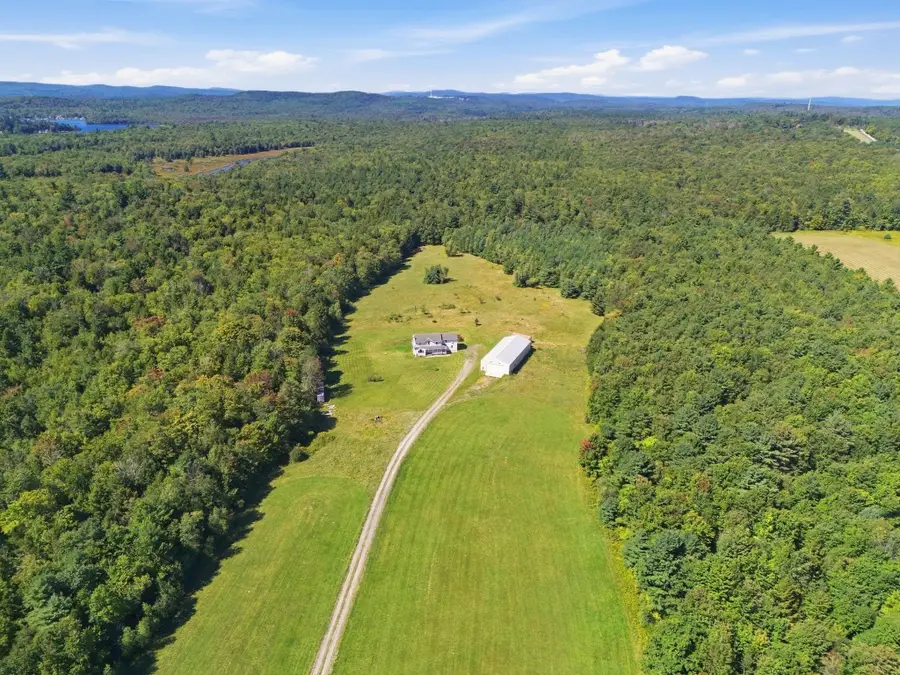 39 Gibbs Rd, Blandford, MA 01008 - #3