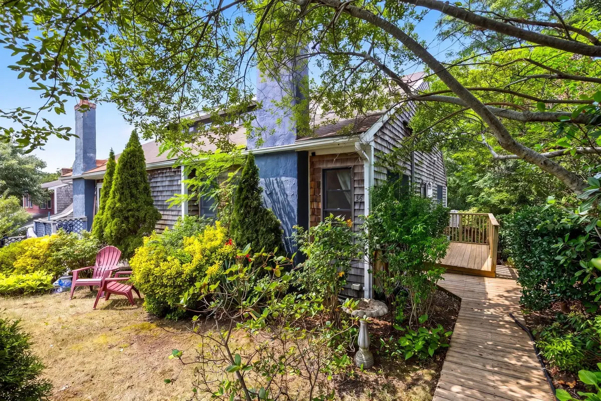 36 Nelson Avenue #Unit 1, Provincetown, MA 02657 - #1