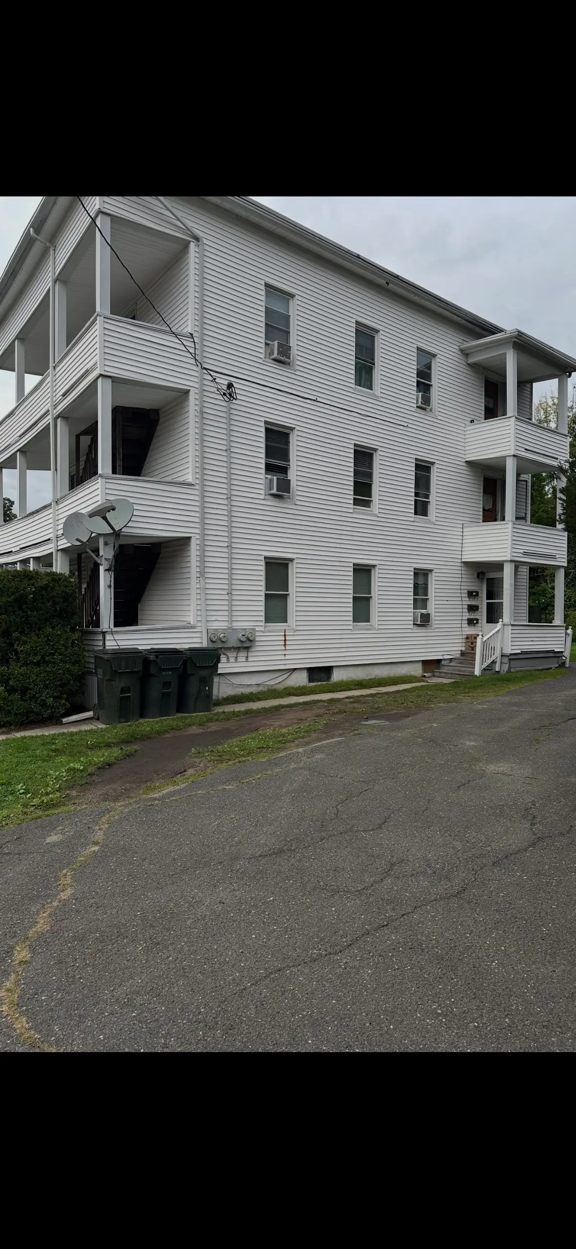 47 Lincoln St, Webster, MA 01570 - #1