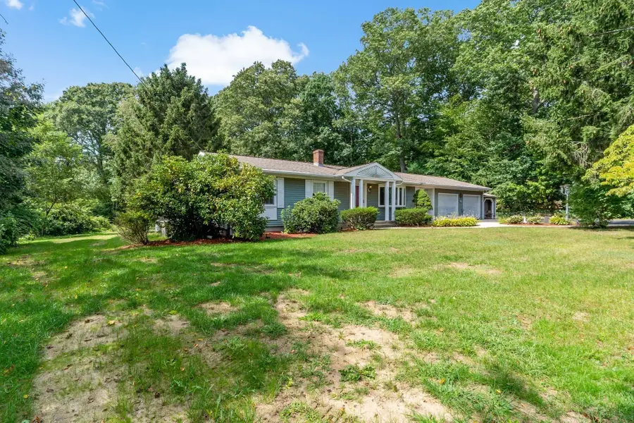 23 Colonial Way, Rehoboth, MA 02769 - #3