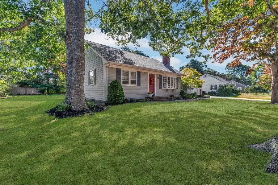 40 Captain Stanley Rd, South Yarmouth, MA 02601 - #2