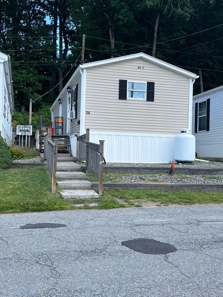24 Mustang Ave, Marlborough, MA 01752 - #2