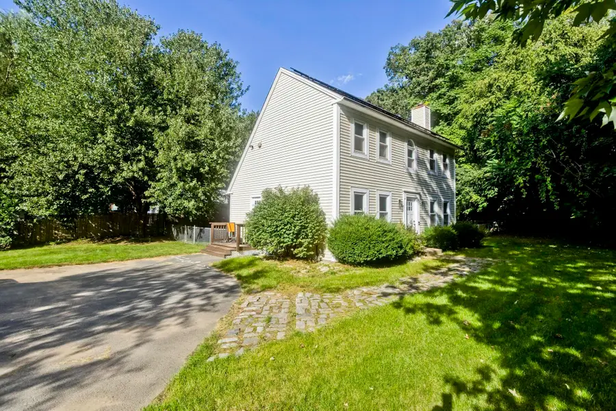 82 N Lake Ave, Southwick, MA 01077 - #3