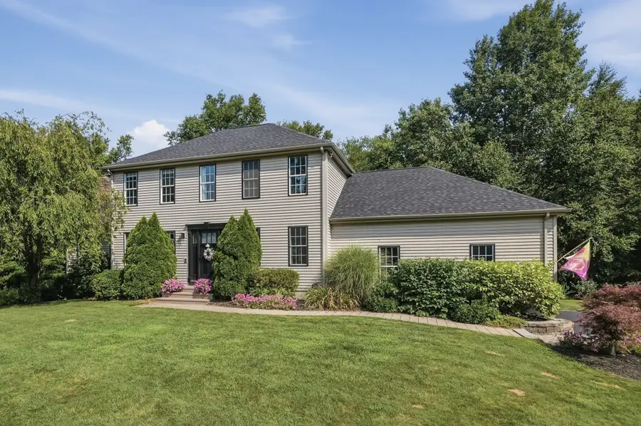 5 Dunny Cove Road, Uxbridge, MA 01569 - #2
