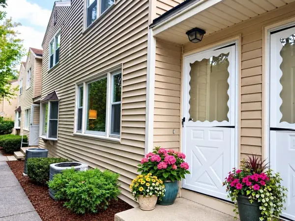 126 Willard Street #I, Lowell, MA 01850