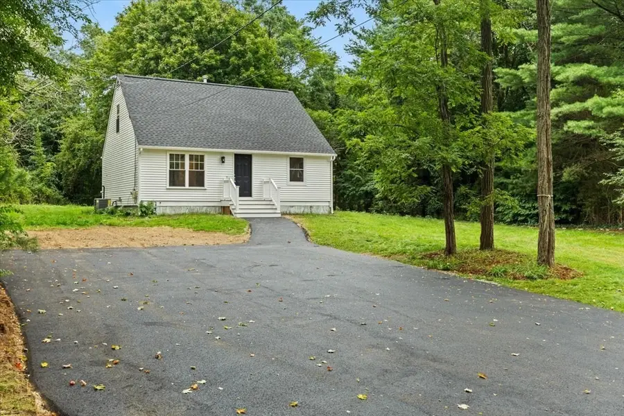 1088 Middleboro Ave, East Taunton, MA 02718 - #3