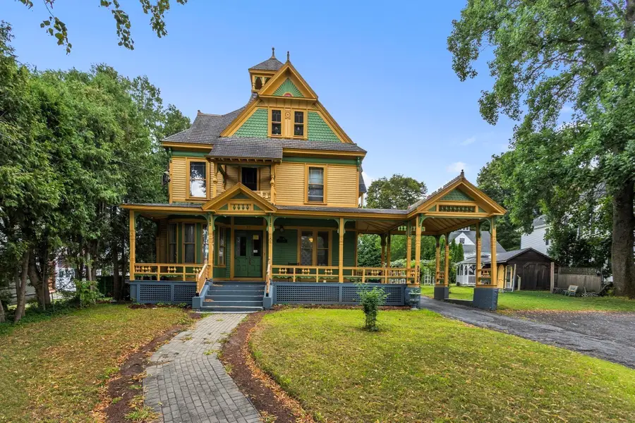 33-35 Prescott St, Clinton, MA 01510 - #3