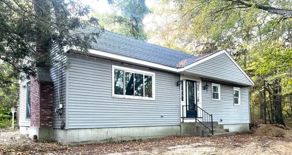 831 Providence Rd, Northbridge, MA 01588