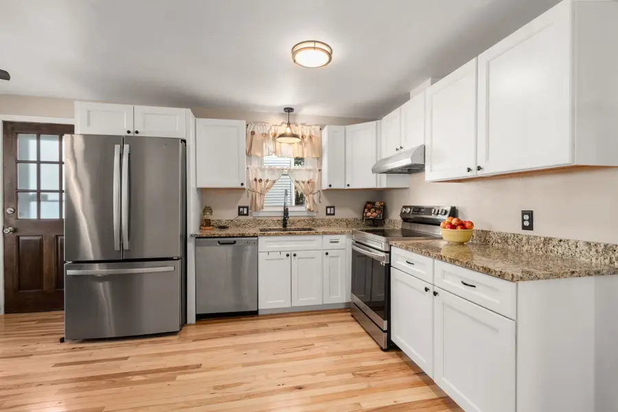 89 Verdugo St, West Springfield, MA 01089 - #3