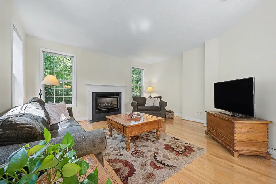 8 Southwood Dr #8, Southborough, MA 01772 - #3