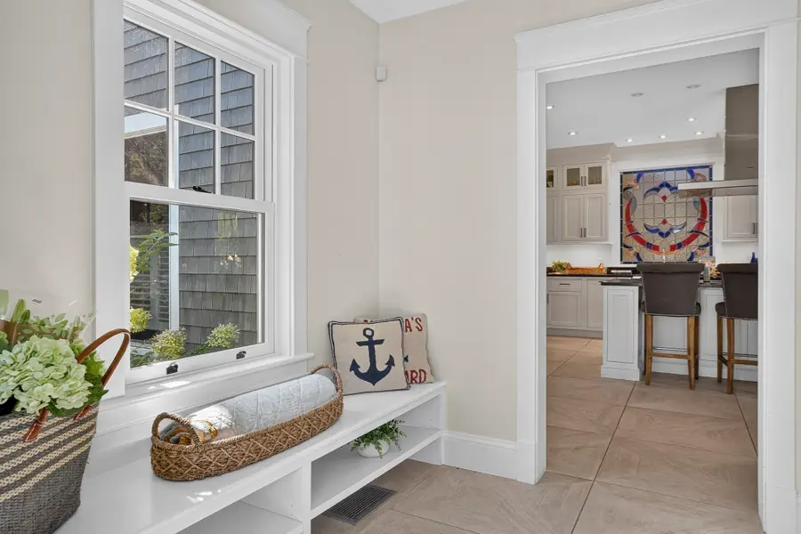 96 South Summer Street, Edgartown, MA 02539 - #3
