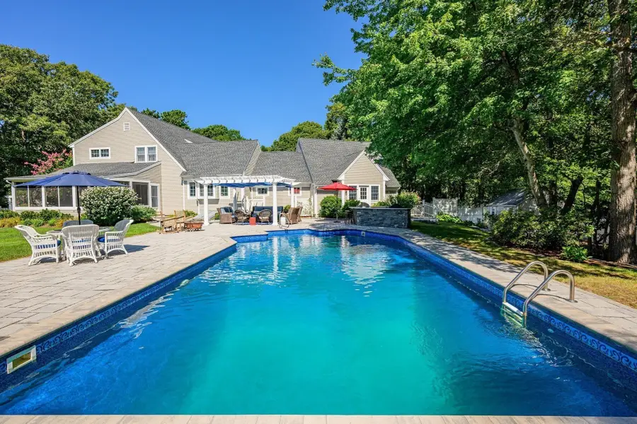 55 Seapuit Rd, Osterville, MA 02655 - #2