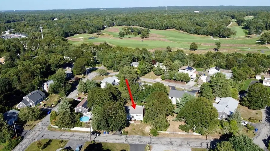 3 Elizabeth Rd, Pocasset, MA 02559 - #3