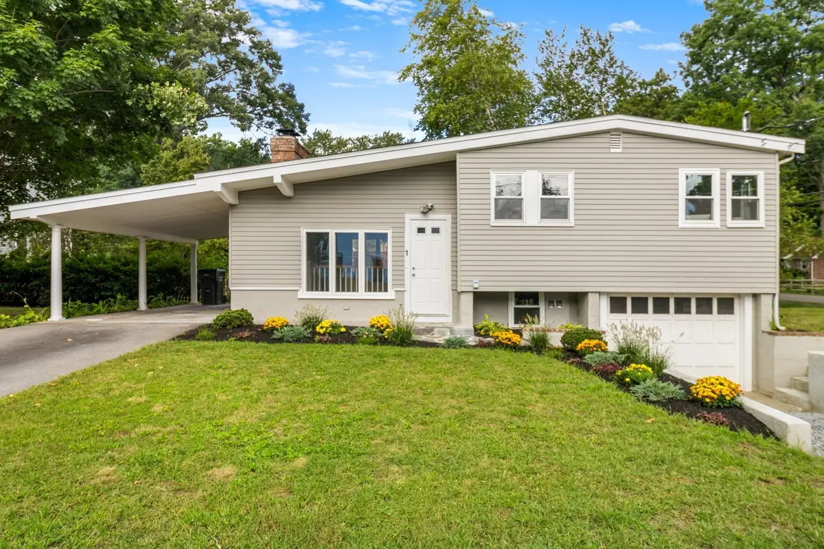 1 Fern St, Natick, MA 01760 - #1