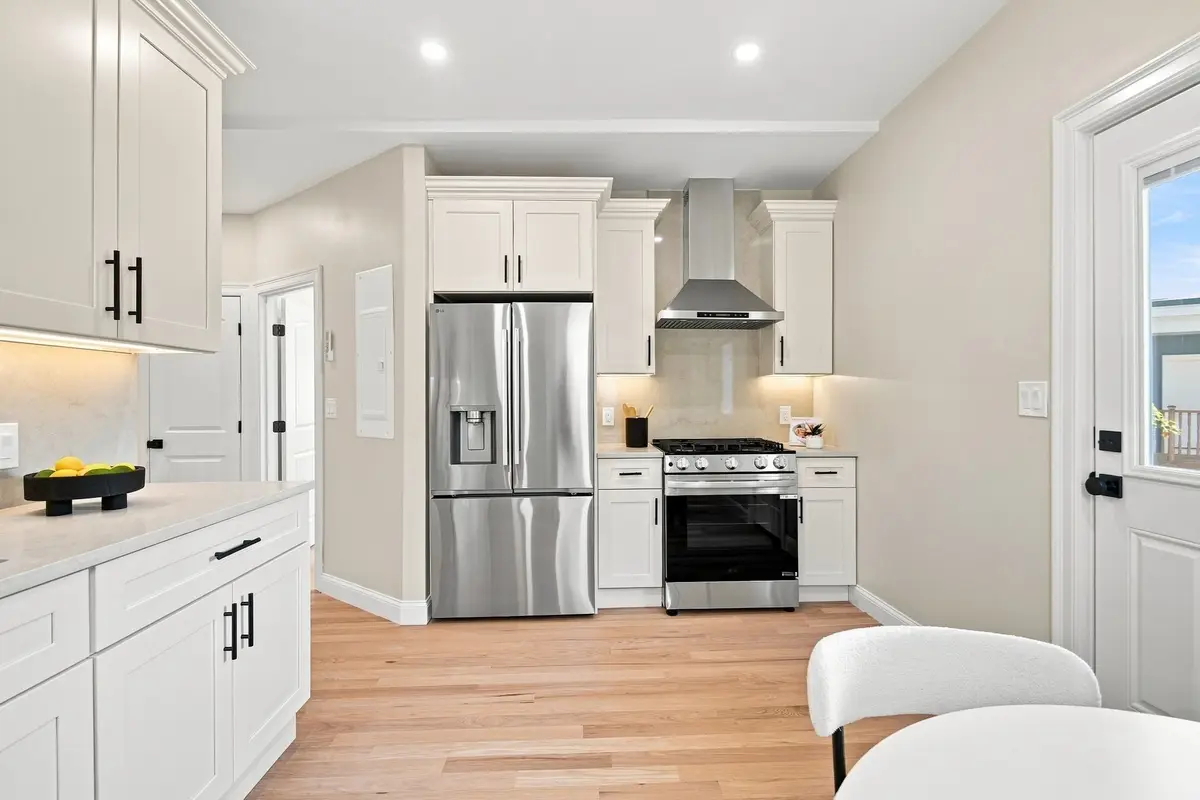 4294 Washington St #2, Boston, MA 02131 - #1