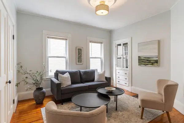 14 Henry St #14, Medford, MA 02155