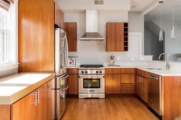 152 Albion St #A, Somerville, MA 02144