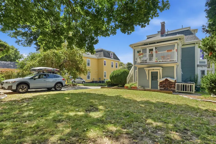 139 Summer St #1, Watertown, MA 02472 - #3