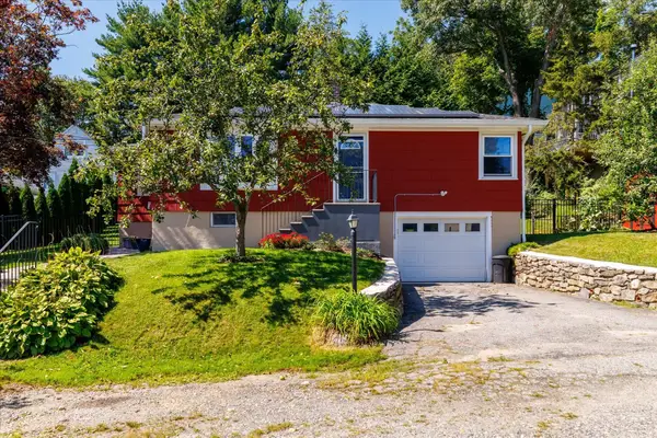 34 Evelyn St, Worcester, MA 01607