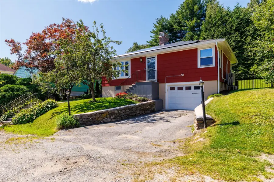 34 Evelyn St, Worcester, MA 01607 - #2