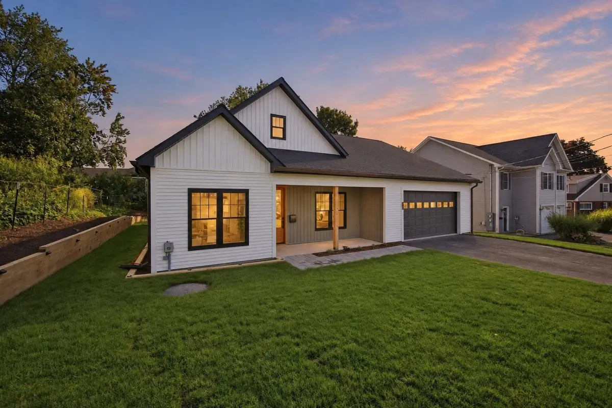 15 Mckinley Ave, South Hadley, MA 01075 - #1