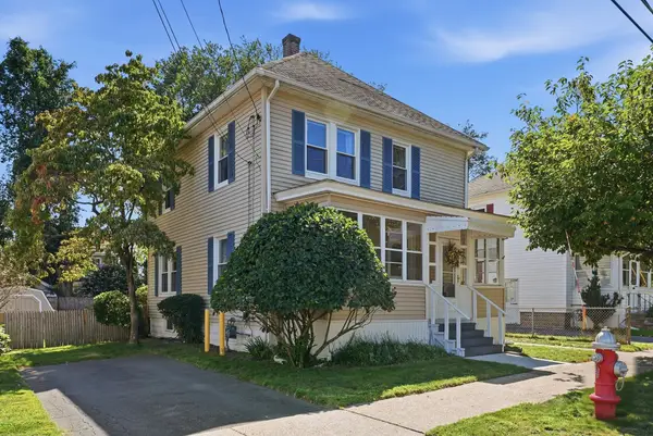 57 Maple St, West Springfield, MA 01089